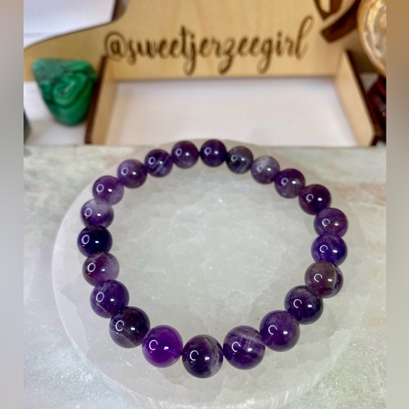 Purple Lace Dream Amethyst Gemstone Bead Crystal Stretch Bracelet - Picture 1 of 6